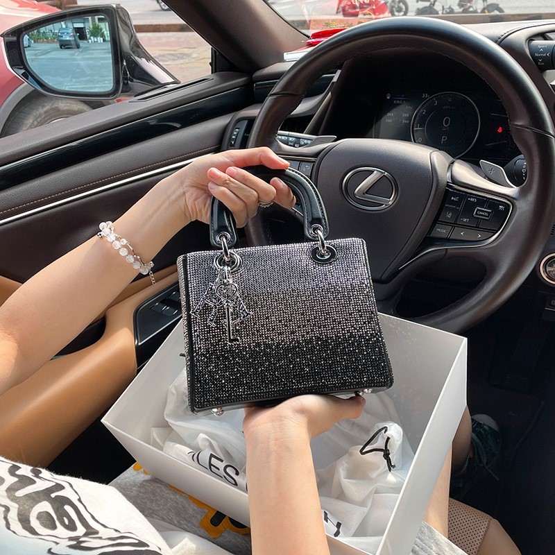 Borsa da donna 2024 nuova bors - Interior Design High End recensione e prezzo